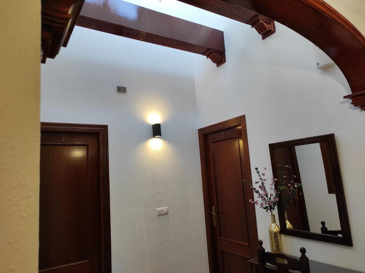 Hostal Mellizo เลบริฆา ภายนอก รูปภาพ
