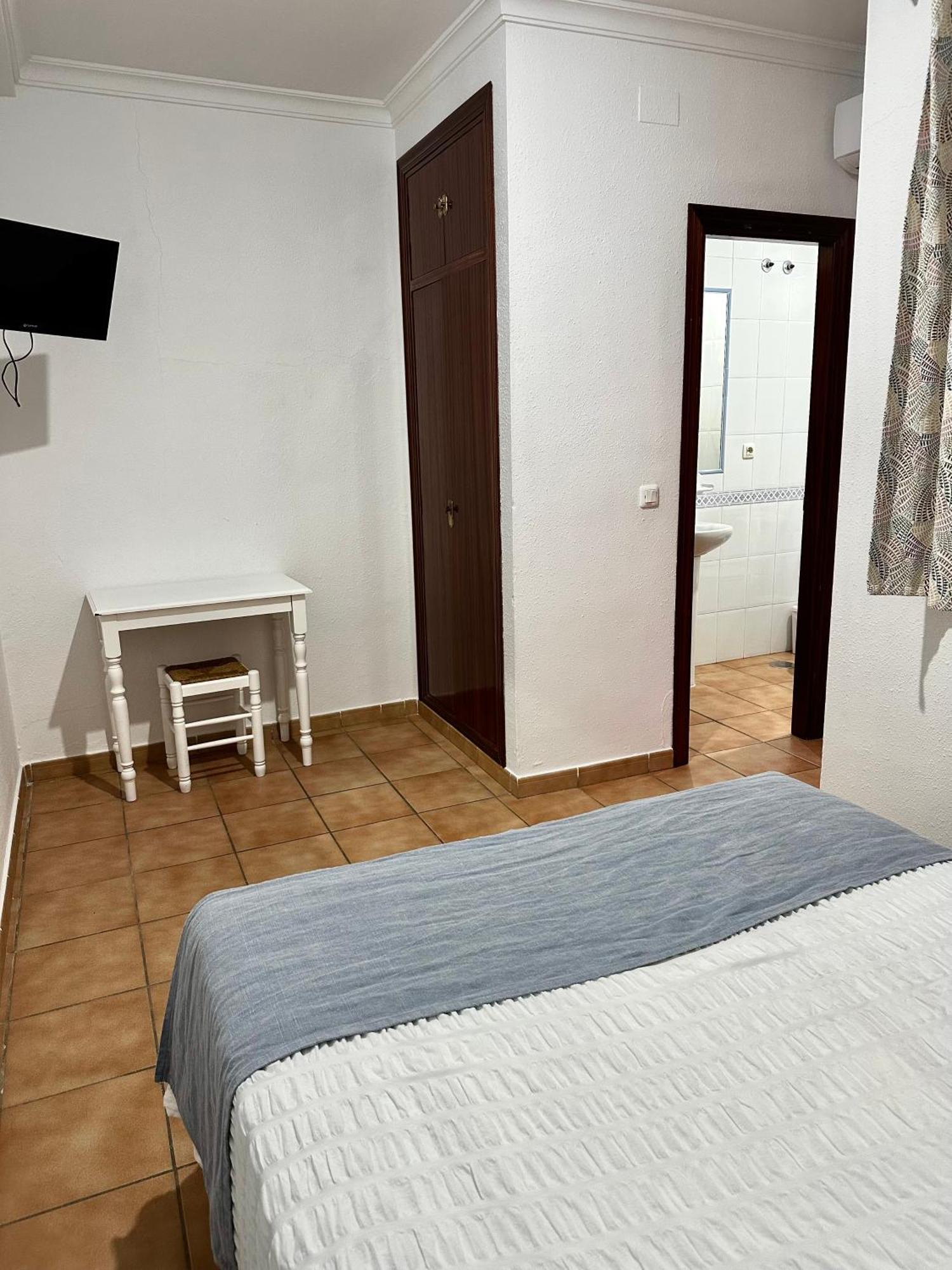 Hostal Mellizo เลบริฆา ภายนอก รูปภาพ